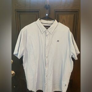 Aeropostal men’s button down shirt in size class